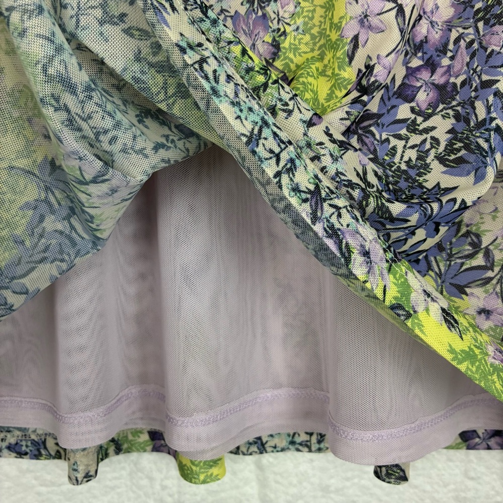 Emaline Floral Skater Skirt XL Pastel‎ Yellow Purple Botanical Spring - Picture 7 of 8